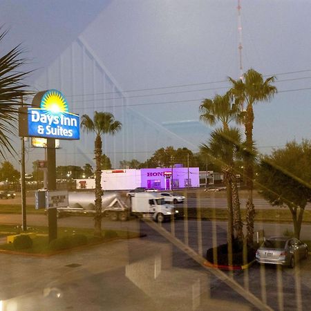 Days Inn & Suites By Wyndham Houston North/Aldine Exterior photo